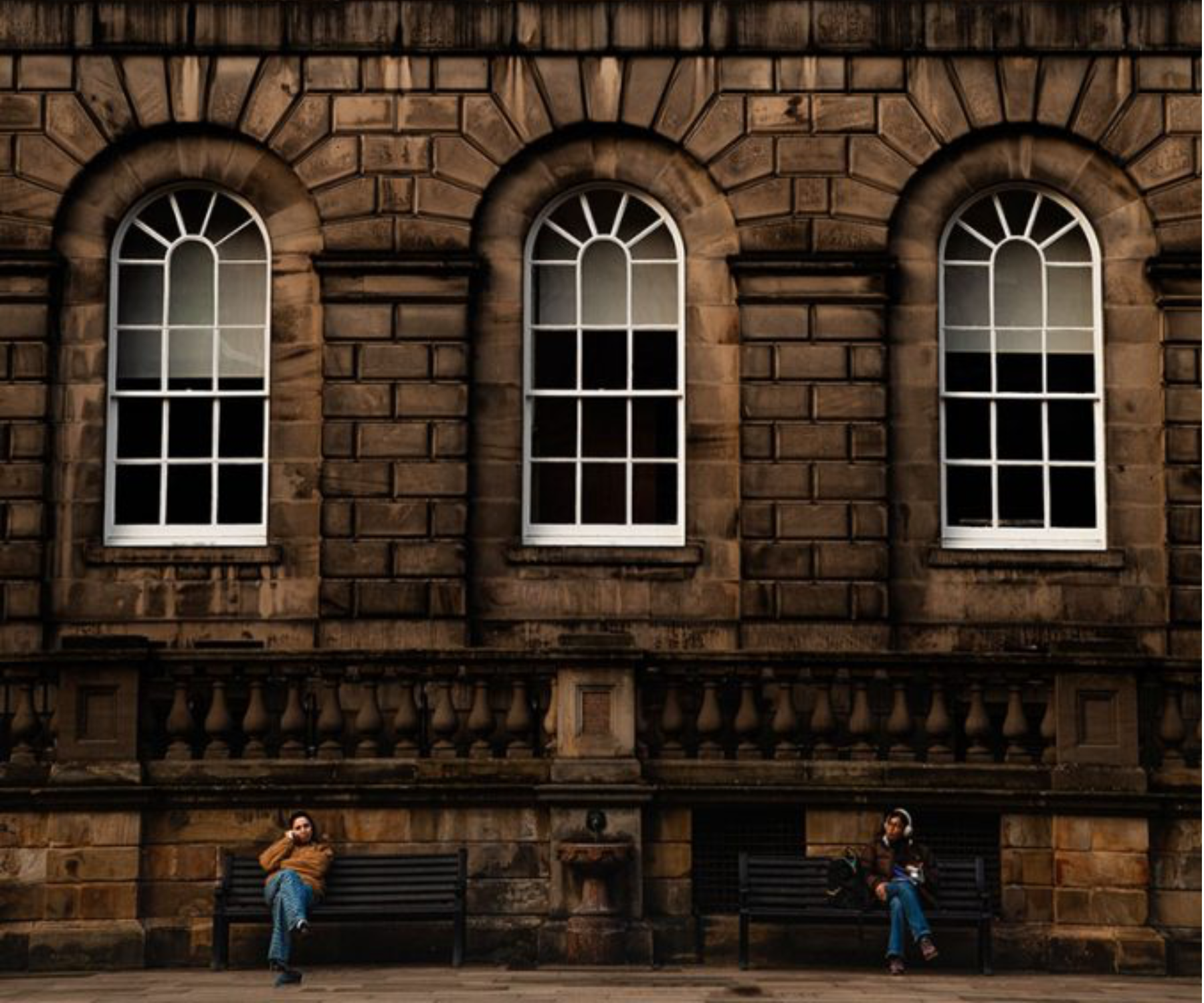 building in edinburgh