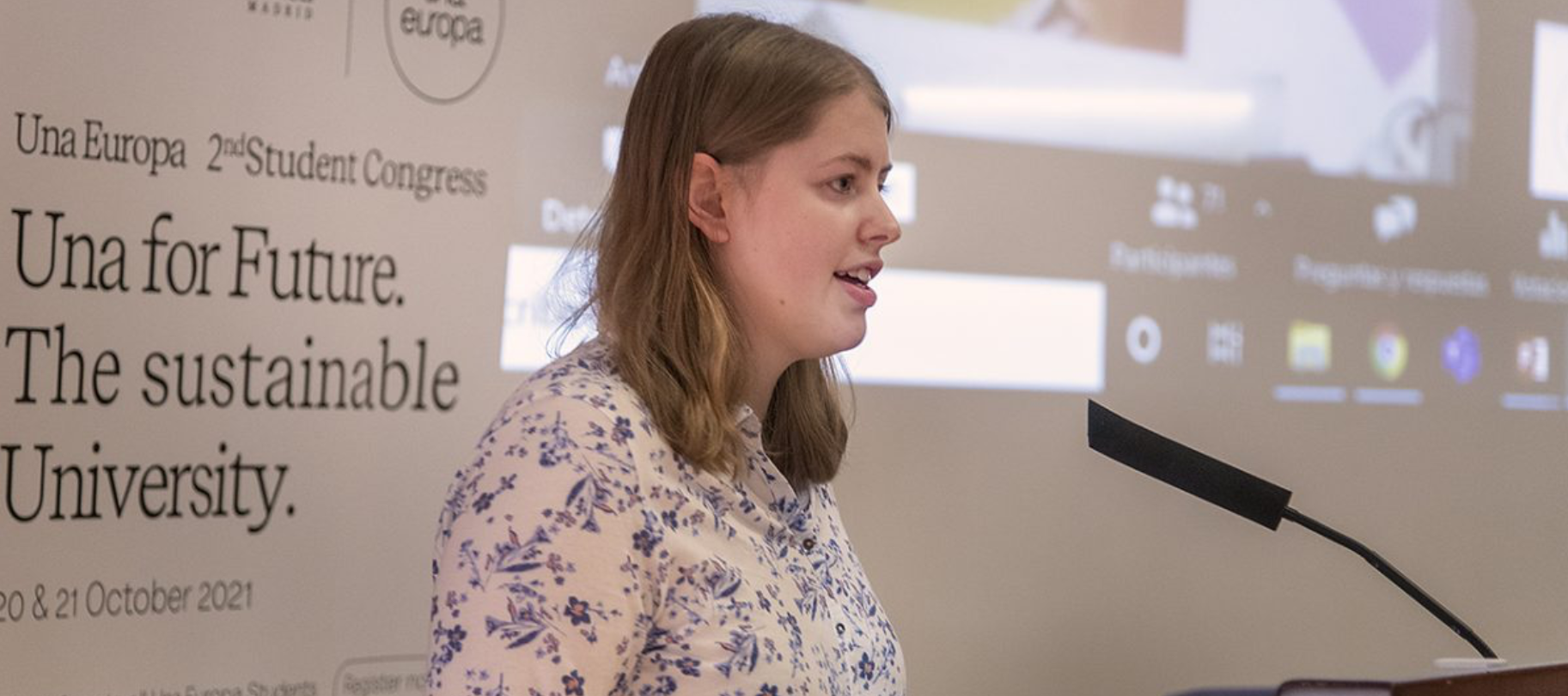 woman presenting at congress